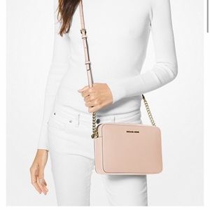 Micheal kors jet set large saffino crossbody